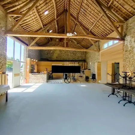 Grand Champetre ! La Source De Nos Racines - Corps De Ferme Au Coeur Du Parc Naturel De L'avesnois Beaufort (Nord)