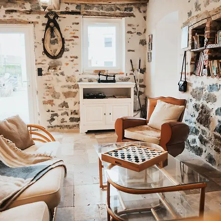 Holiday home Grand Champetre ! La Source De Nos Racines - Corps De Ferme Au Coeur Du Parc Naturel De L'avesnois Beaufort (Nord)